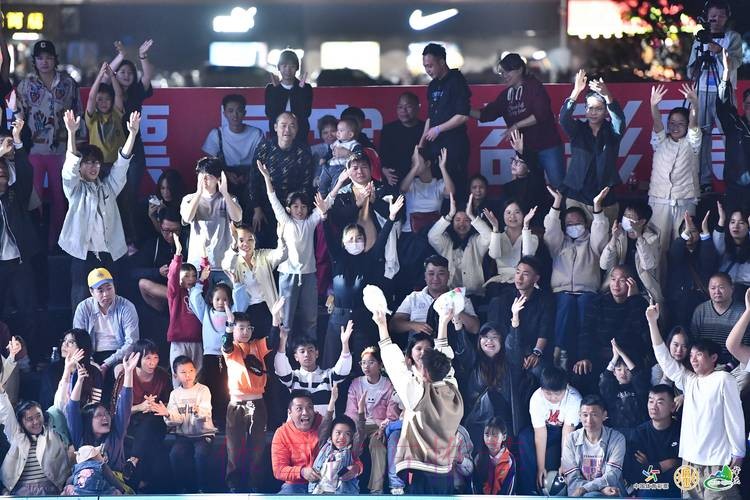 “谁是球王”华南大区赛落幕 广东三组包揽冠军